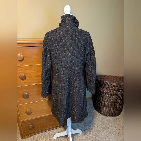 DKNY Women’s Sz 12 Ruffled Black & White Tweed Wool Blend Lined Coat DKNY Coat - Picture 10 of 13